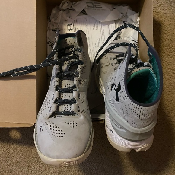 UA Curry 2 Rainmaker Greystorm - Picture 3 of 6